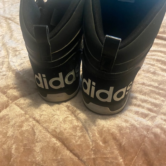 Adidas - Picture 4 of 4